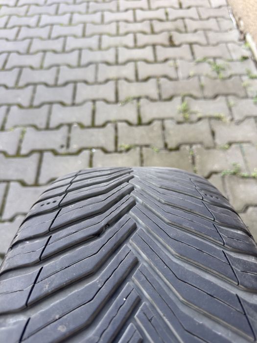 225 45 18 michelin cross climate 2