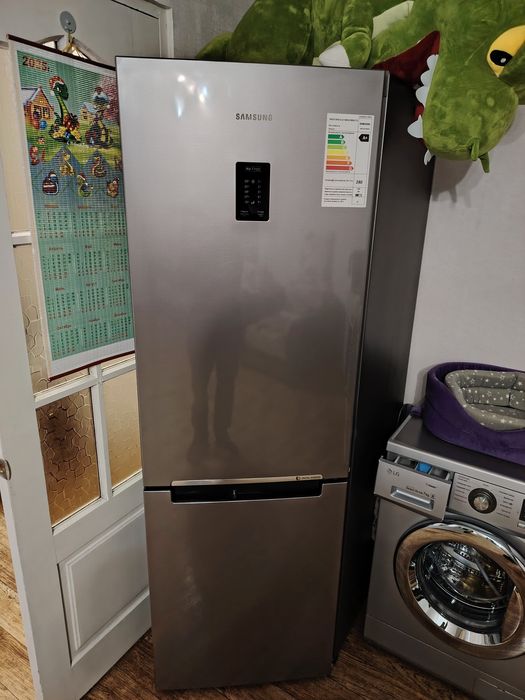 Холодильник стиральная машина
