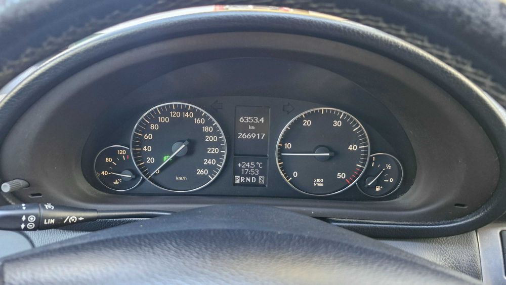 Mercedes-Benz C 220 2.2 - с нови гуми и окачване