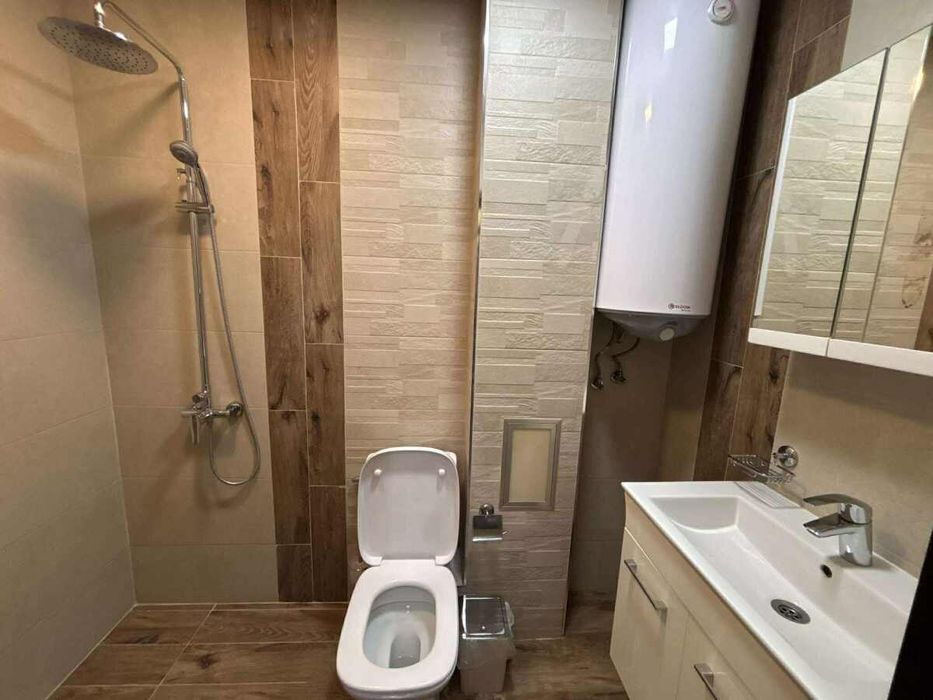 Дава се под наем Двустаен апартамент в Пловдив, Южен - 70 кв.м за 433.5 € - Снимка #3