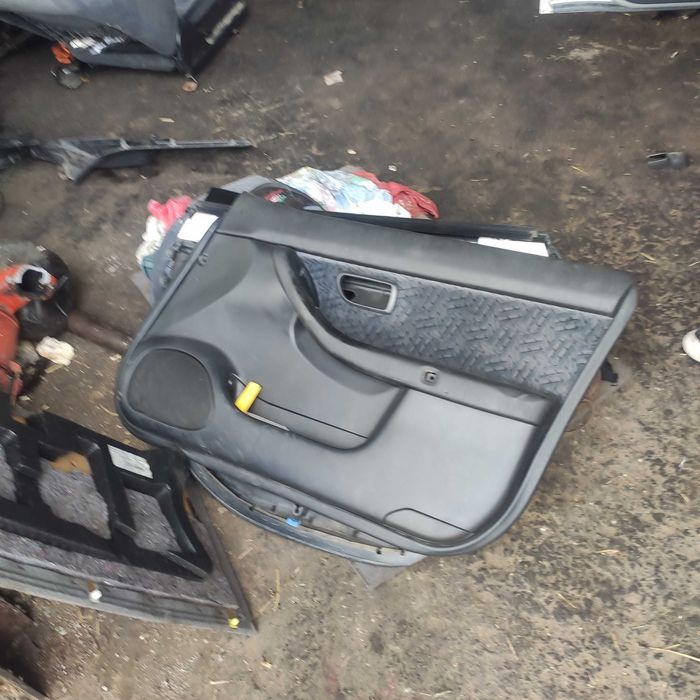 Subaru legacy 2.0 125к.с.