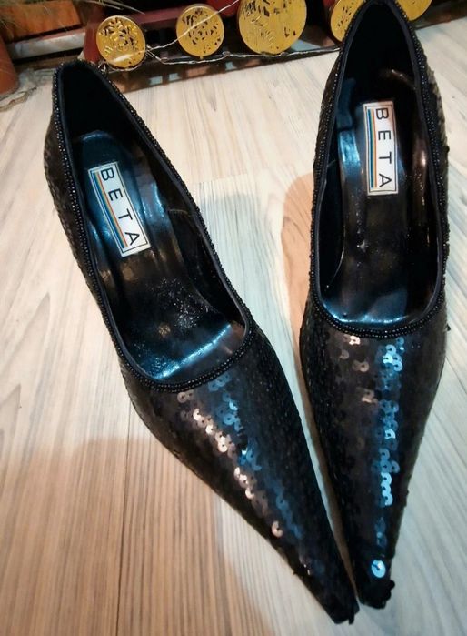 Pantofi de ocazie cu toc si paiete, lucrati manual