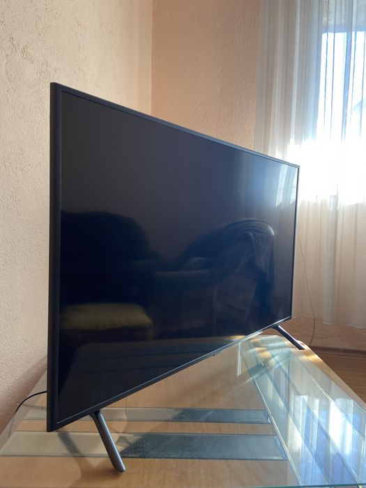 Телевизор SAMSUNG