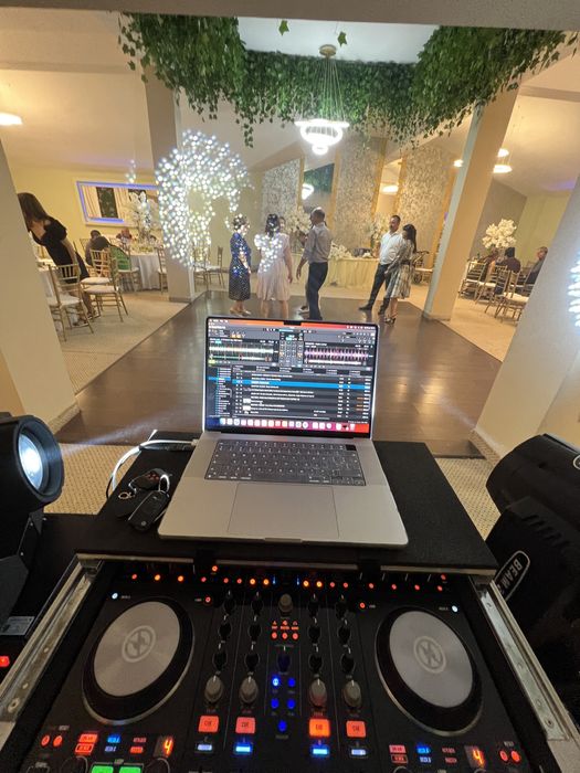 Dj Botez Nunta Cununie Majorat Mot Turta Lumini Fum Dj Evenimente