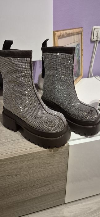 Bocanci dama piele naturala marime 38