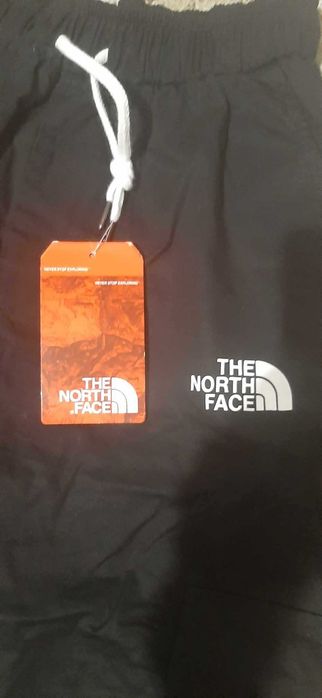 Pantaloni Cargo The North Face, marime L