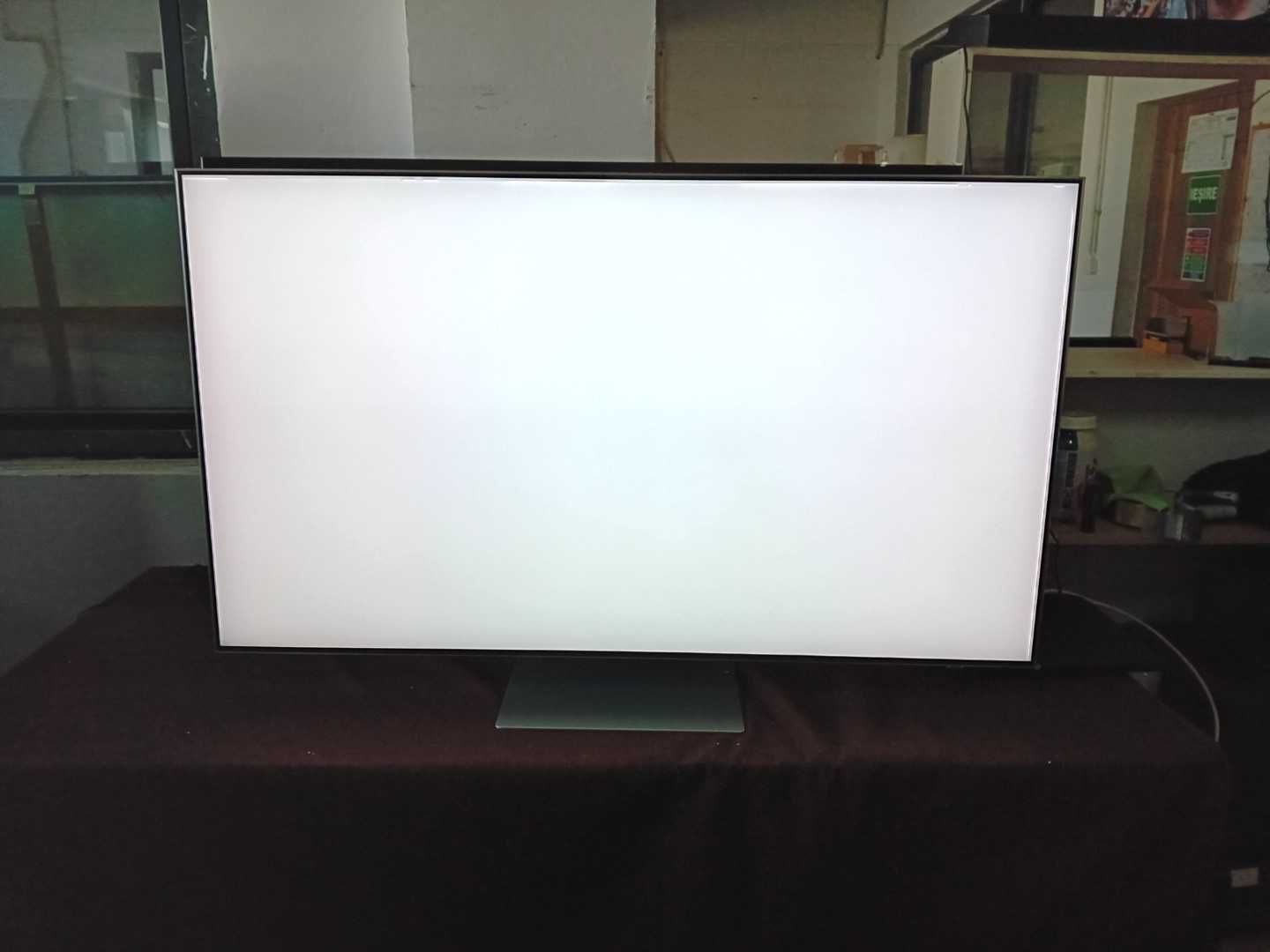 Televizor Samsung Neo QLED 55QN95B, 138 cm, Smart, 4K Ultra HD, 100Hz