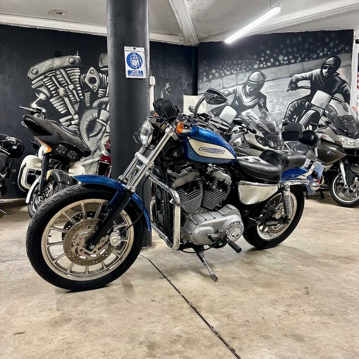 DE VÂNZARE: Harley-Davidson Sportster Roadster XL 1200 R