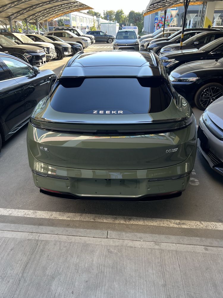 Zeekr 007gt full