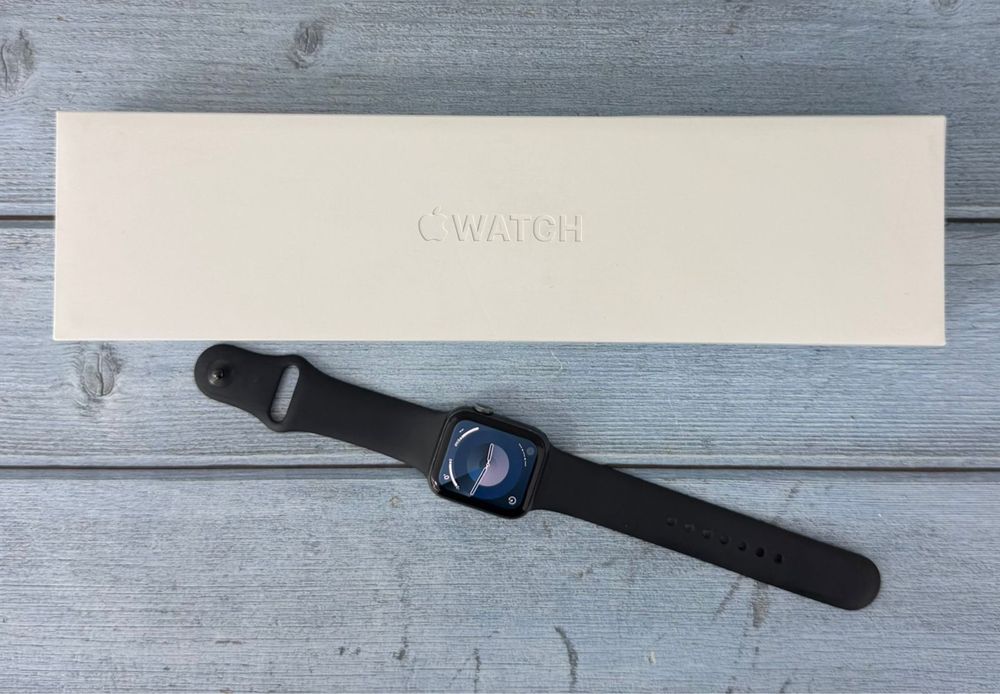 Apple watch 6 40mm в идеальном состоянии ,гарантия