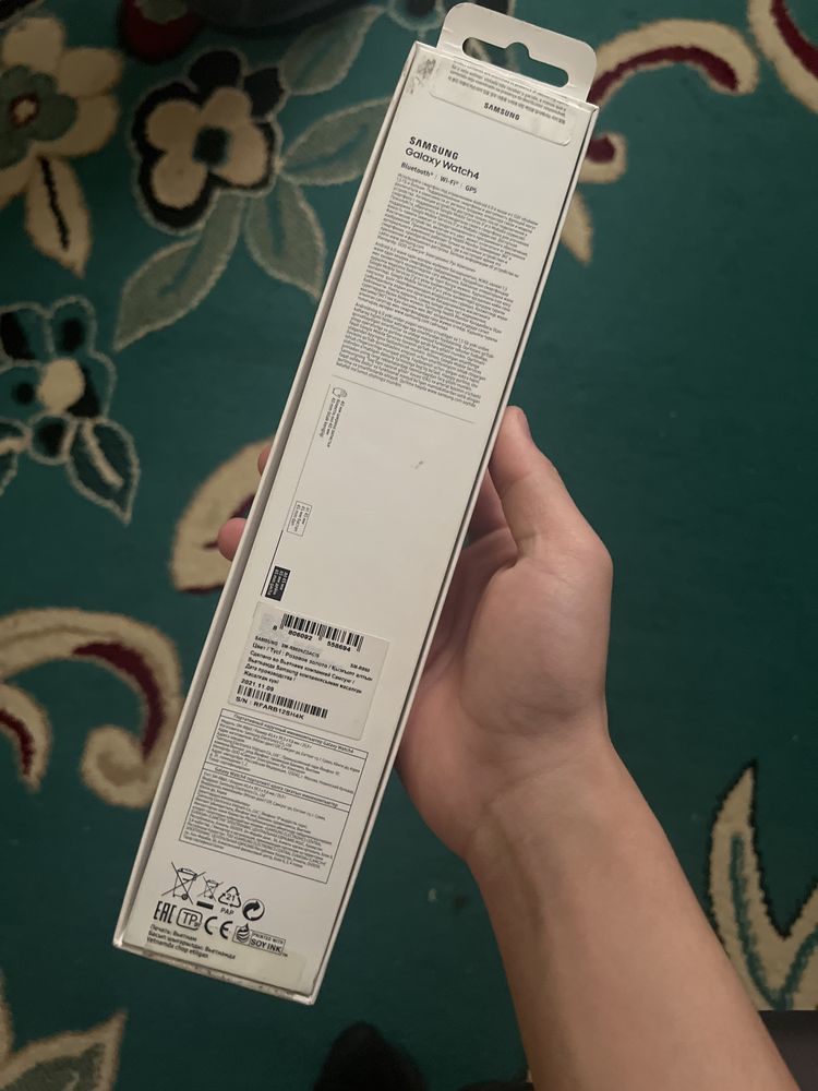 Samsung watch 4 sotiladi