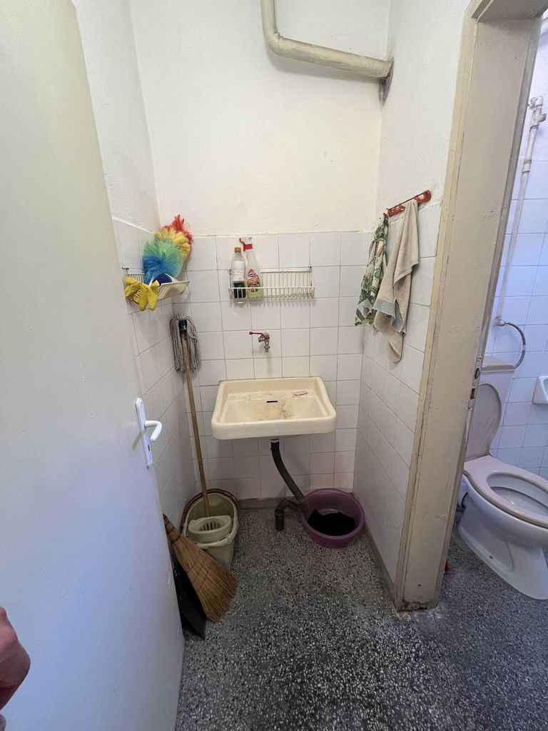 Дава се под наем Многостаен апартамент в Асеновград - 110 кв.м за 331.5 € - Снимка #11