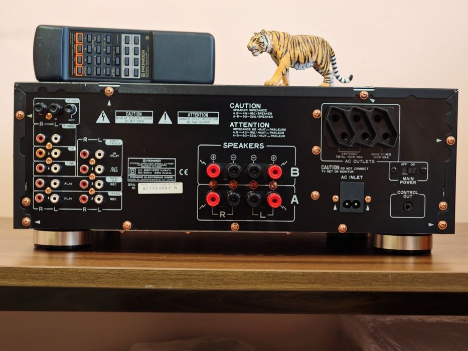 Pioneer A-705R. Amp. de referință. Rar. Cap serie, ca nou. Preț fix !