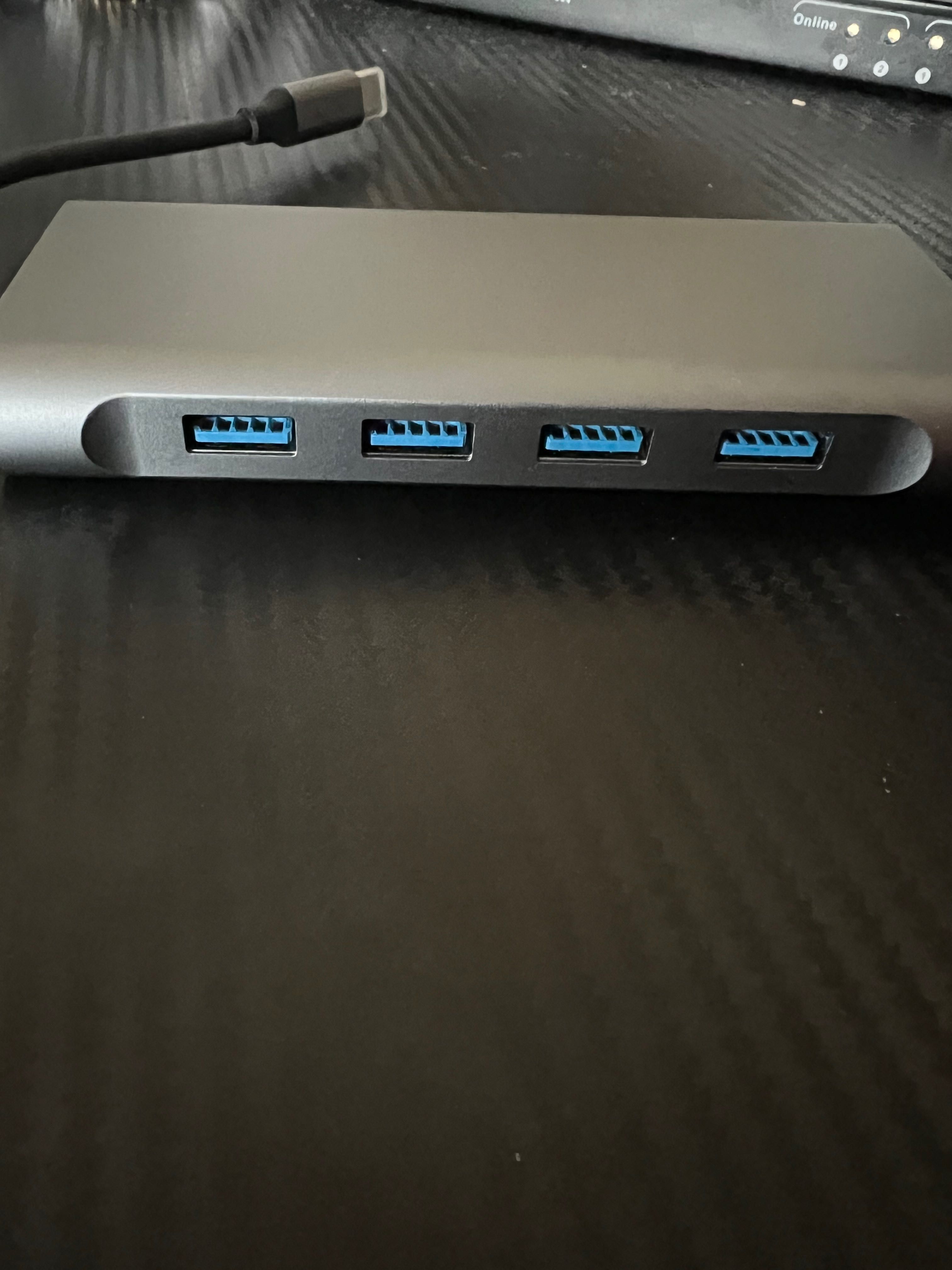 Хъб hub type c за Pc и Mac 11in1 Нов!
