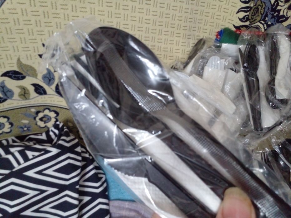 Ложка . Вилка . Нож.  Одноразовые.  Обмен