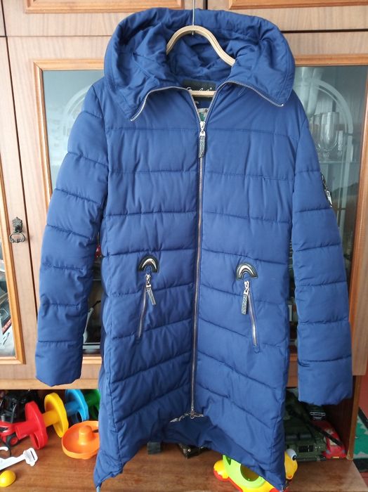 Продам зимнюю куртку