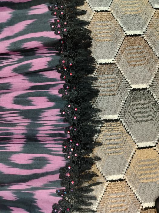 Adras ko'ynak pachti yangi