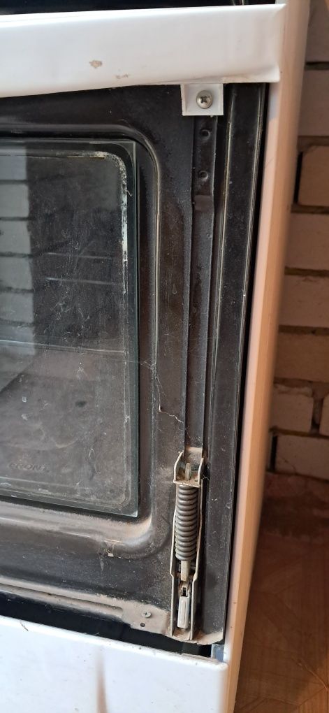 Продам газовую плиту Indezit