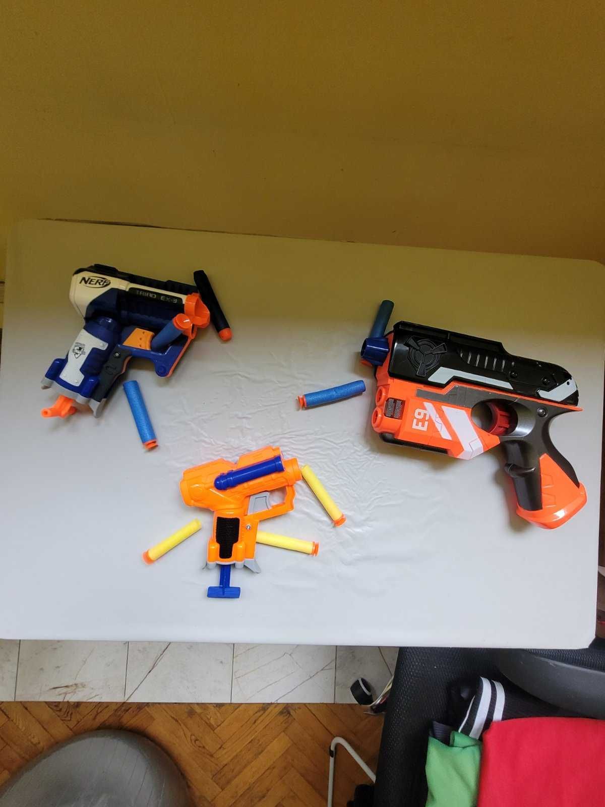 Детски пистолети Nerf + пистолет с капси
