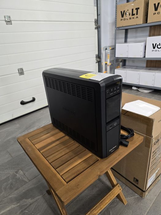 UPS CyberPower CP1600EPFCLCD - 1600VA / 1000W, Sinus Pur, ca nou