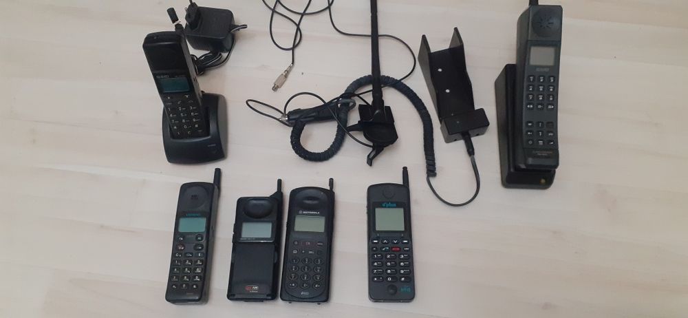 Telefoane cu taste functionale