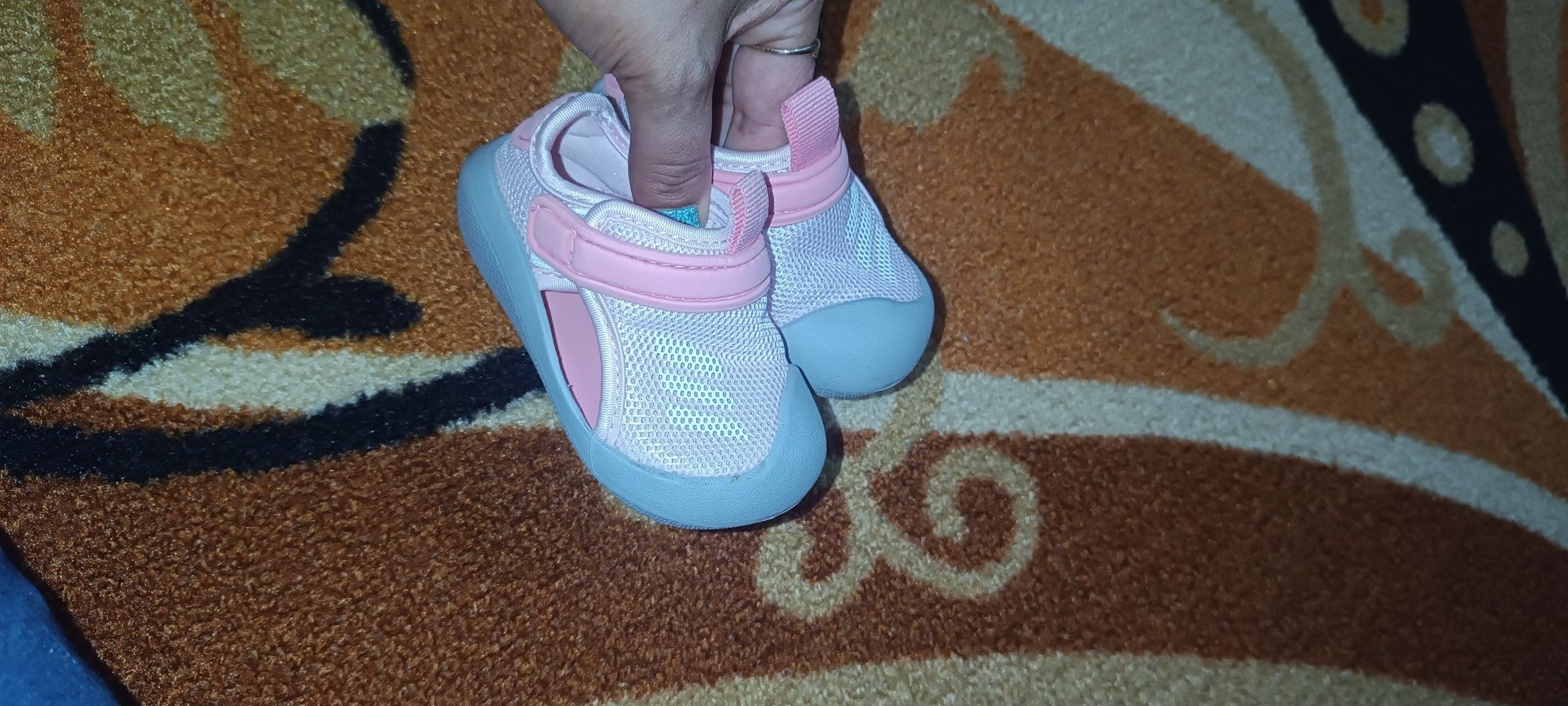 Бебешки сандалки