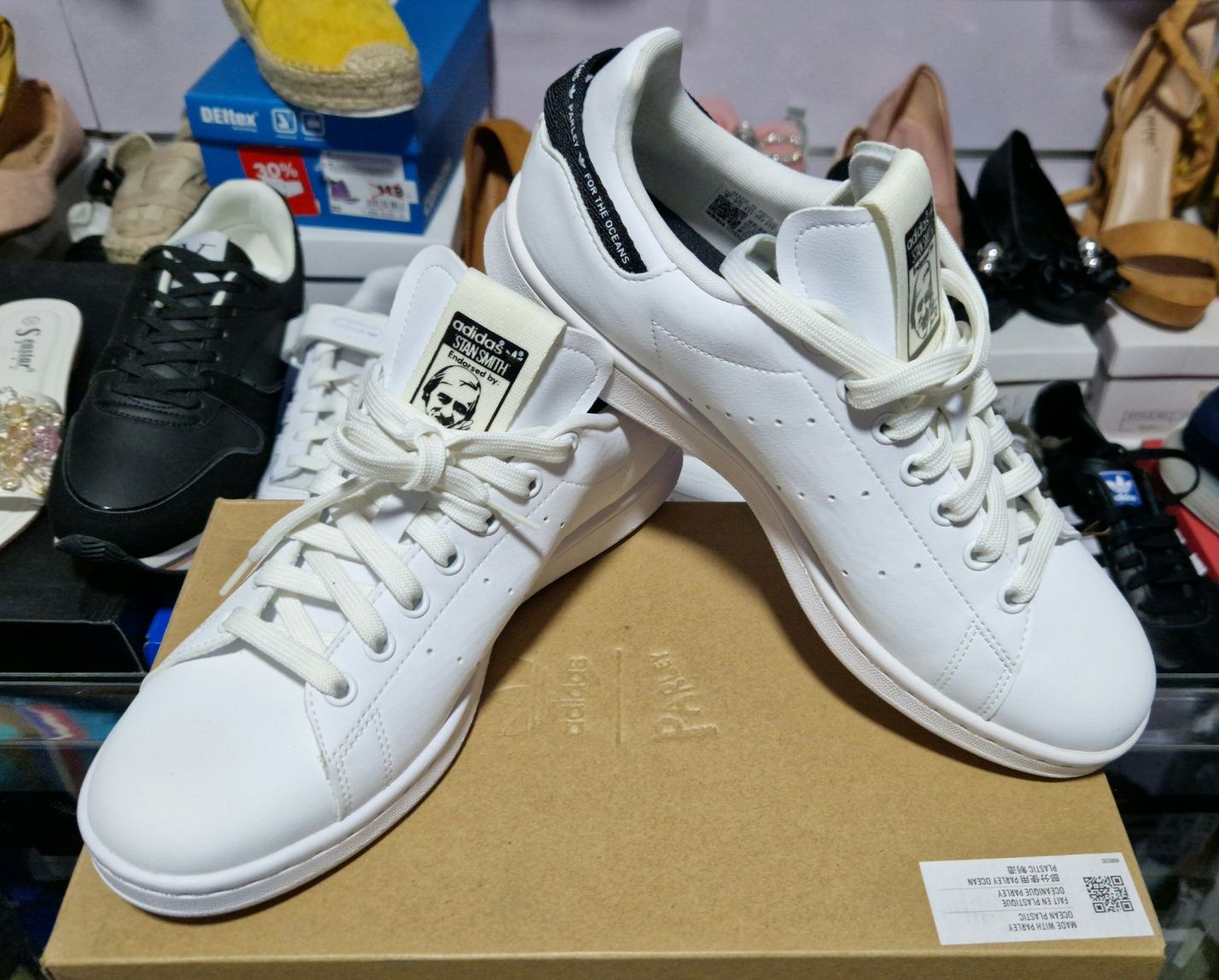 Adidas Stan Smith numărul 41