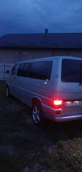 Vand caravelle 25 tdi 150 cp 9 locuri