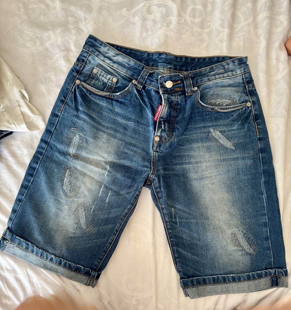 Нови мъжки дънки dsquared