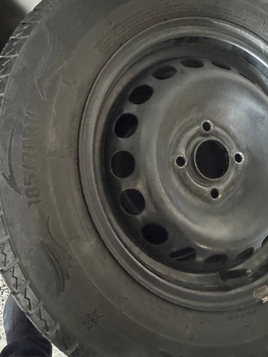 185/70/14 zimniy diska balon sotiladi