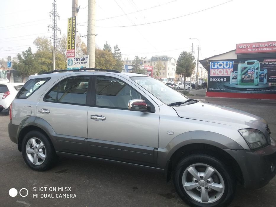 KIA SORENTA vnedorojnik2006.Benzin. narxi kelishiladi