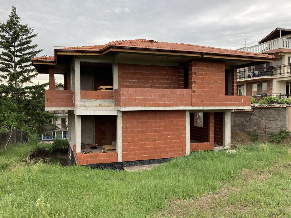 Строителство на къщи- груб строеж- бетонови съоръжения- подпорни стени