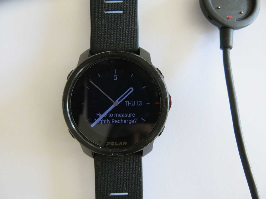 Смартчасовник Polar Grit X Outdoor Multisport GPS, M/L, черен