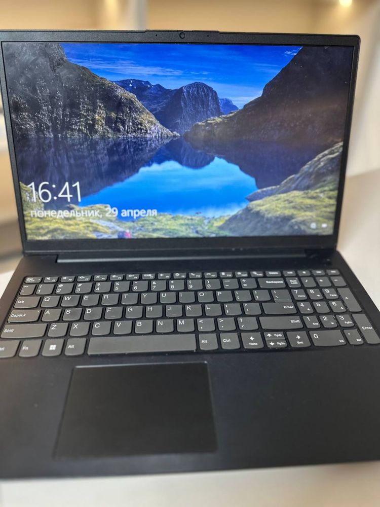 Ноутбук Lenovo  \  Celeron 4 - пок \ т35659