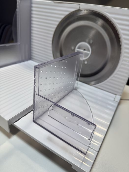 Електрически нож Gorenje R401W , 110 W