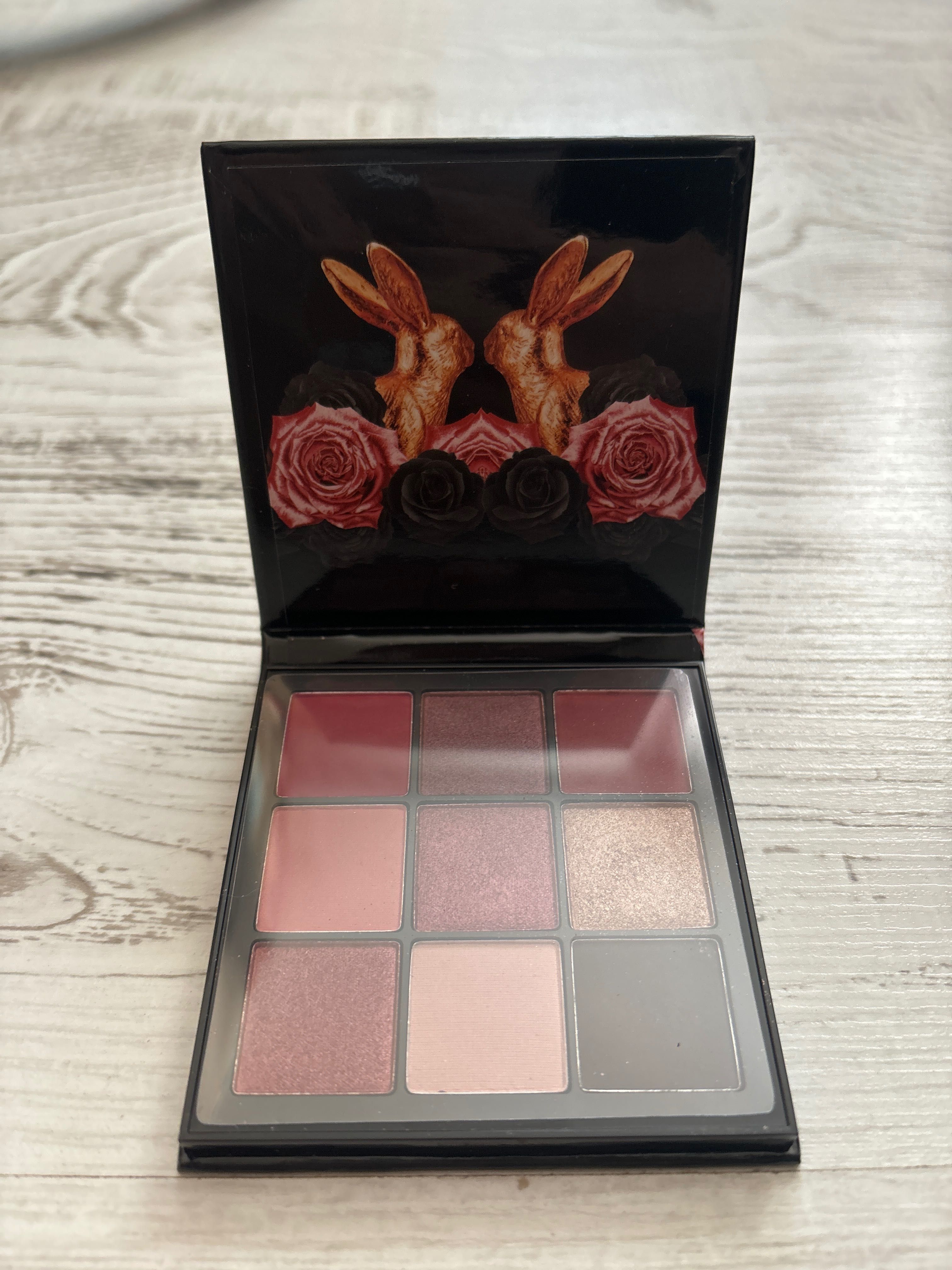 Палитри сенки Avon