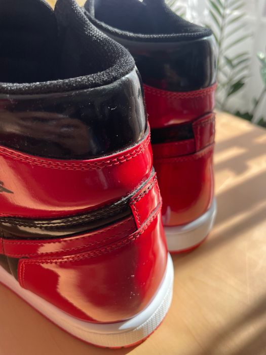 Air Jordan 1 Patent Bred