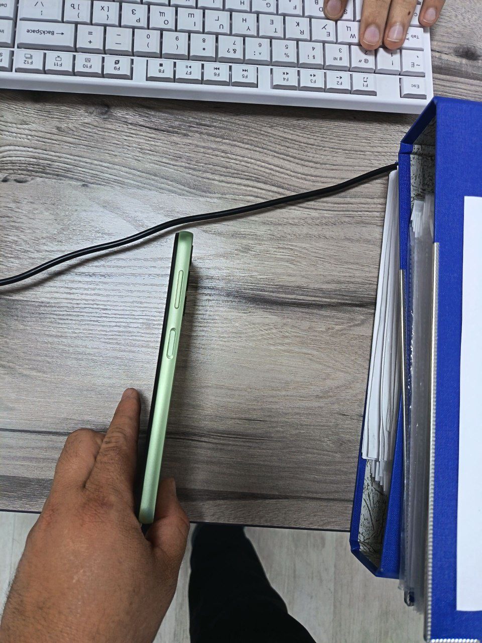 A 24 128 samsung