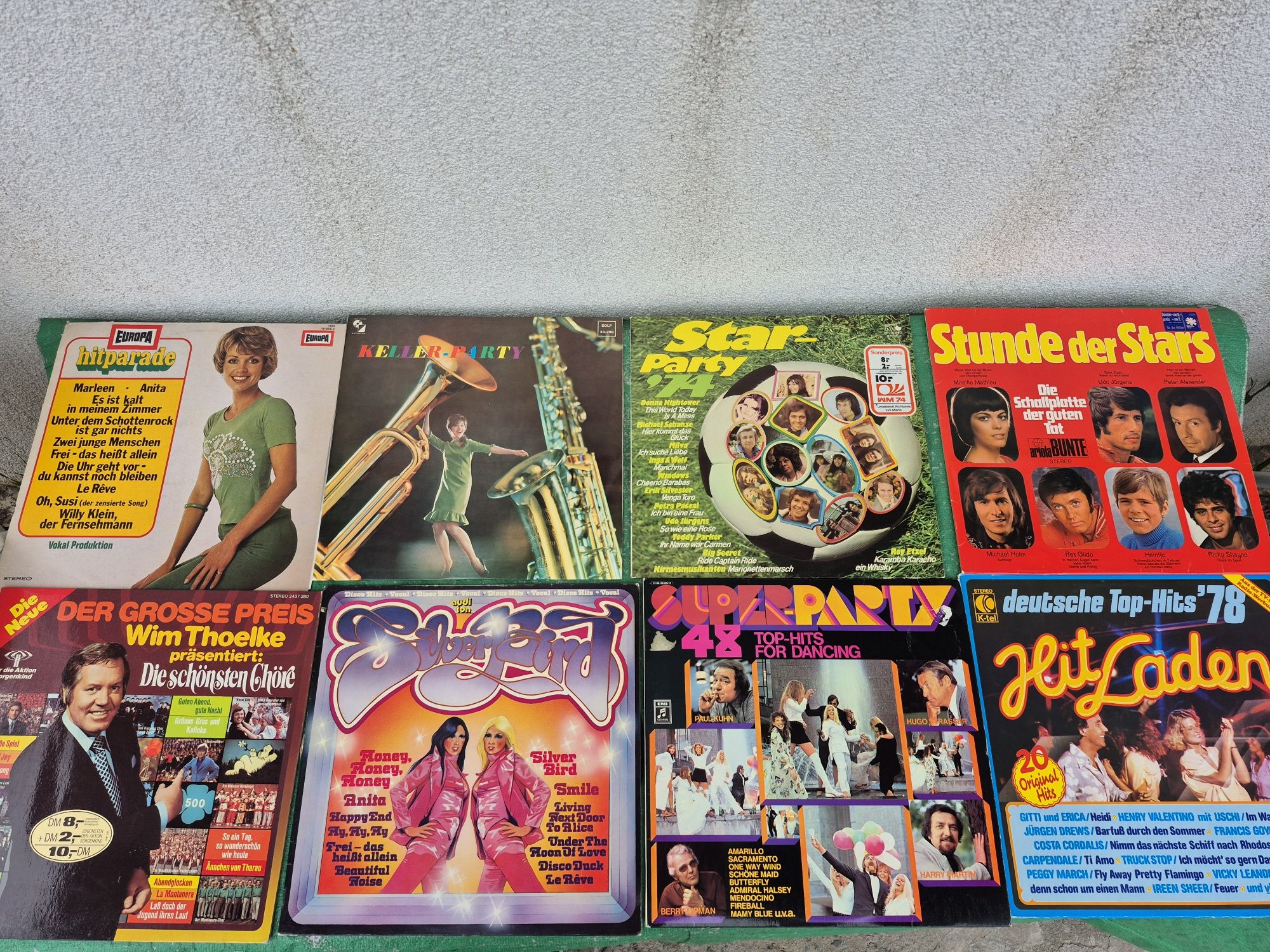 Lot Discuri Vinil colectie 100 LP  cu muzica usoara straină mixta