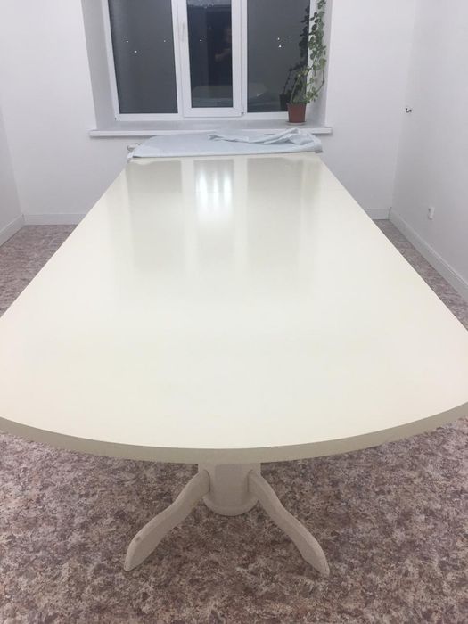 Стол сатылады званда