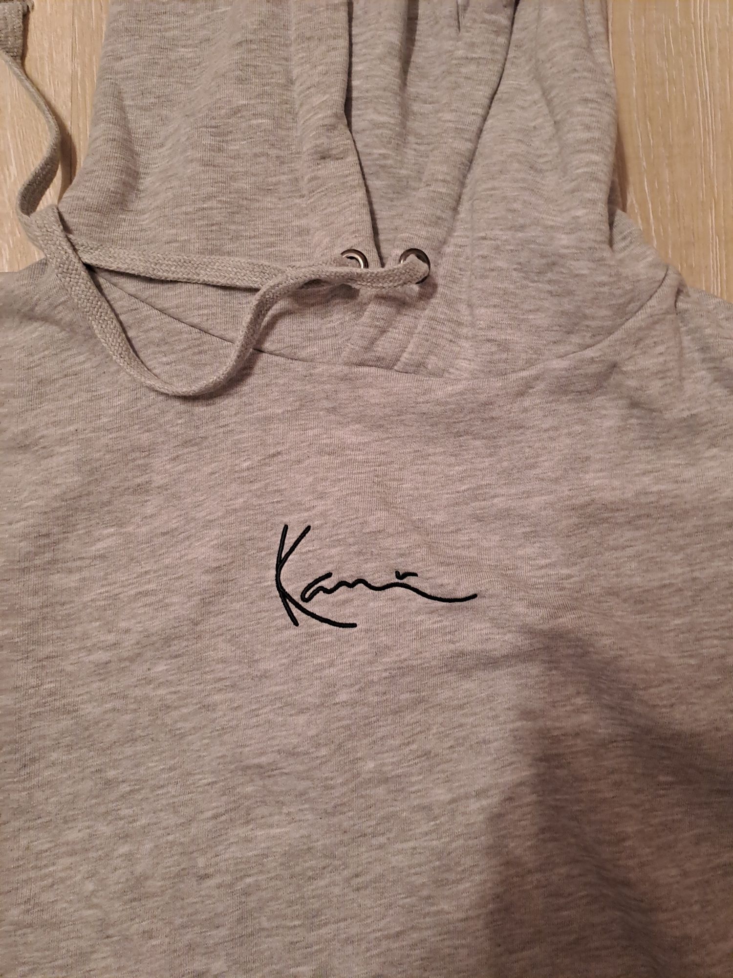 Karl kani суичър