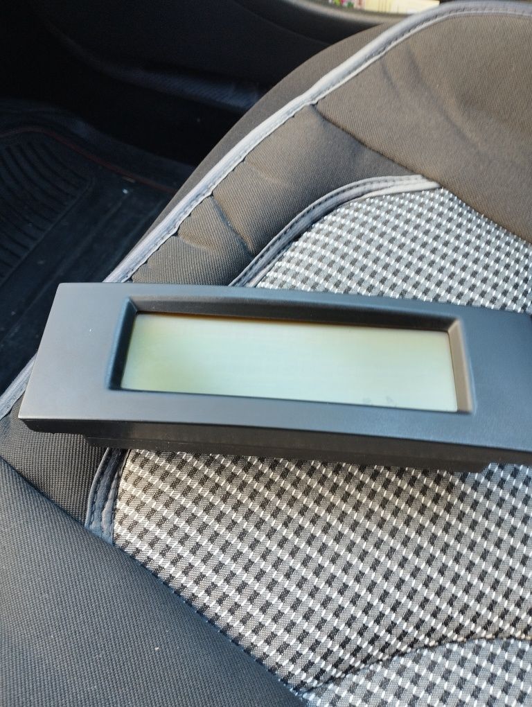 Dezmembrez (piese) Citroen C4 coupe .