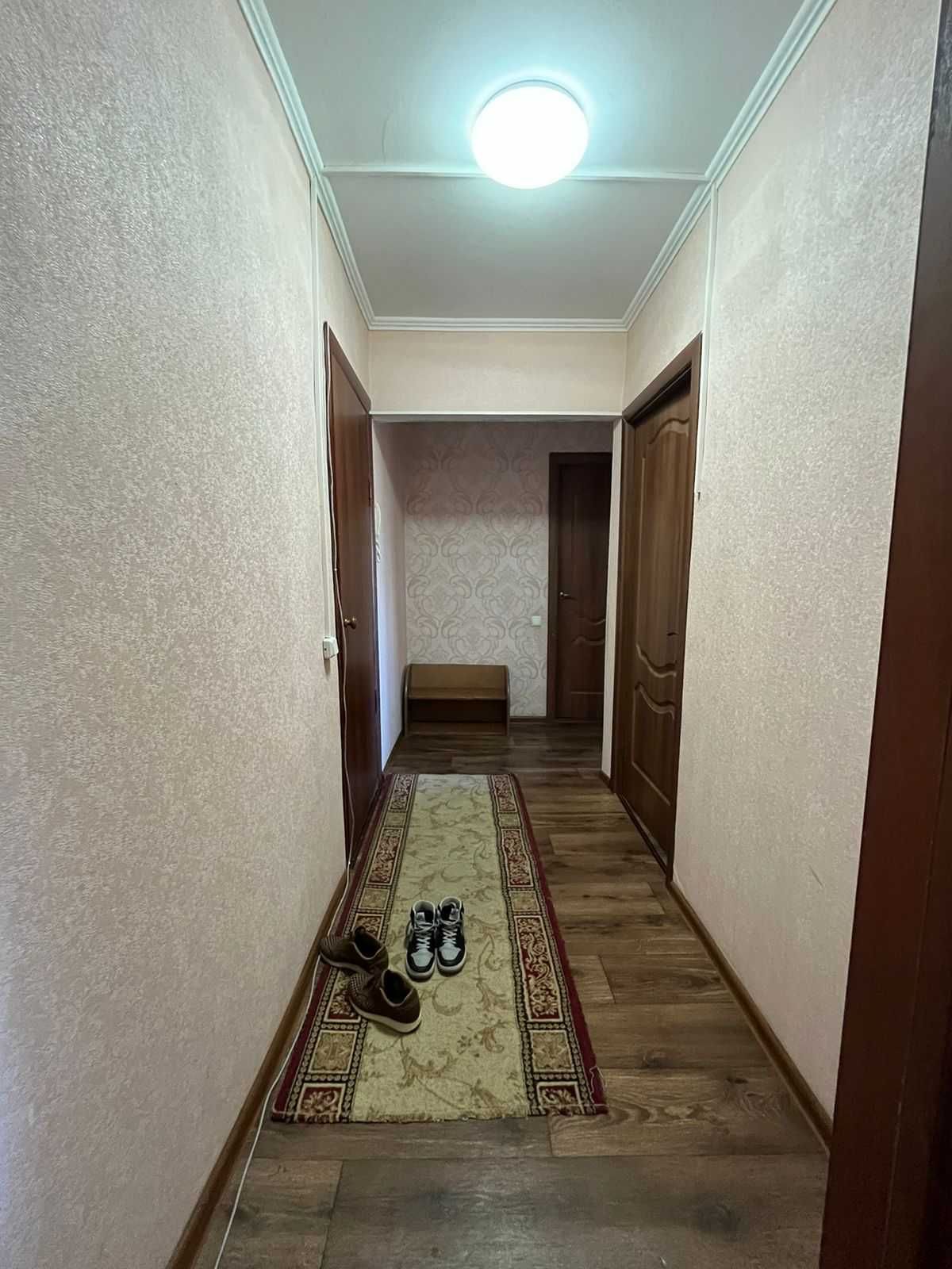 Продается 2 комнатная квартира в пятом микрорайоне