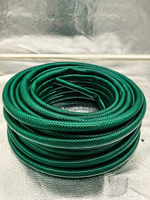 Furtun gradina armat 20 m cu accesorii 59 lei