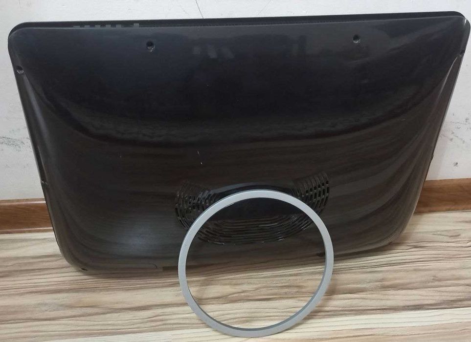 Продается Huntkey Монаблок 23,6