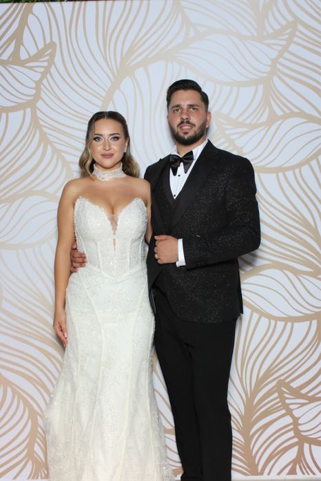 Rochie de mireasa tip sirena cu dantela