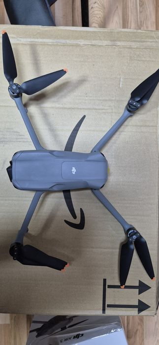 DJI Air 3 Fly More Combo Дрон