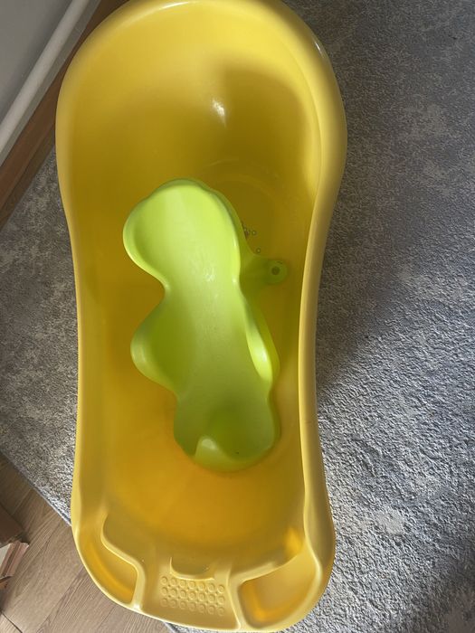 Продам ванночку с горкой