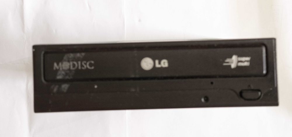 DVD Записвачка LG-52X