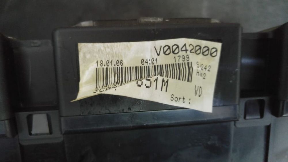 ceasuri bord vw passat b6 2.0 tdi bkp 3c0920851m
